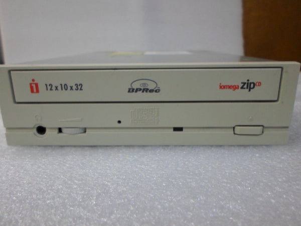 Iomega ZIPCD3840INT-A 32x Interface-IDE 5.25-Inch Internal Beige CD-RW Drive