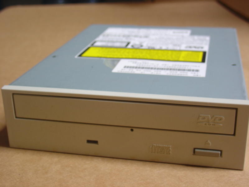 IBM 16X/40X Internal IDE/ATAPI Desktop DVD-Rom Drive