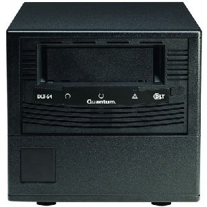 Quantum DLT-S4 TC-S45BT-YF Ultra 320 SCSI LVD External Tape Drive
