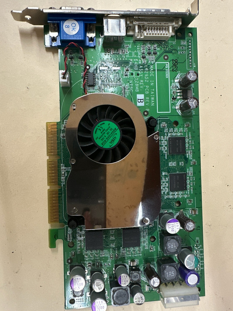 NVidia LR2952 GeForce FX 5200 Ultra 128MB DDR 8X AGP Video Card
