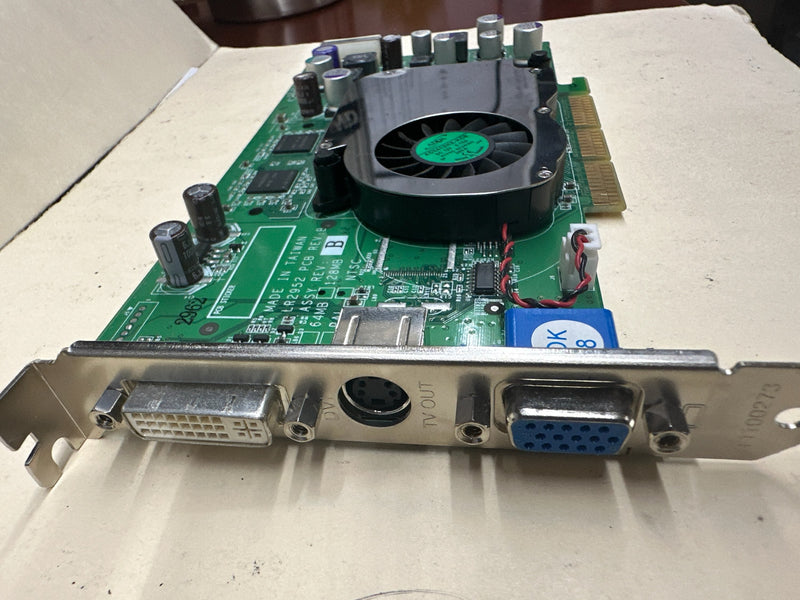 NVidia LR2952 GeForce FX 5200 Ultra 128MB DDR 8X AGP Video Card