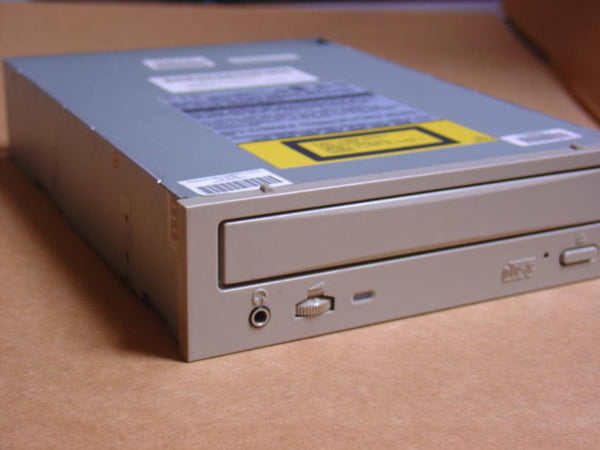 Matsushita CR-503-B 2X Internal 50 Pin SCSI-2 Desktop CD-Rom Drive