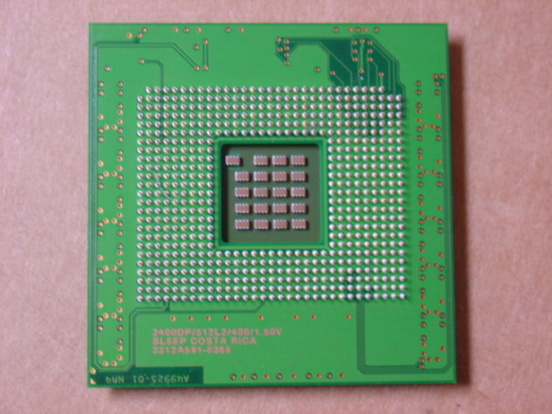 Intel Xeon 2.4GHz 400MHz 512Kb Cache Soc. 603 Pin INT-mPGA