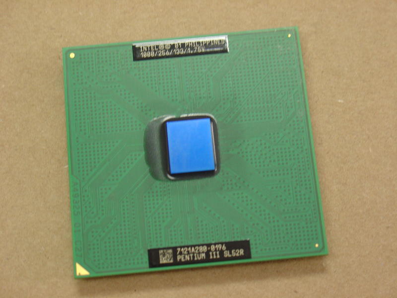 Intel SL52R Pentium III 1.0GHz 133Mhz 256Kb Cache 1.75V Soc. 370 Pin FC-PGA - RB80526PZ001256