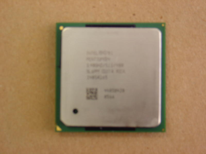 Intel SL6PM Pentium 4 2.4GHz 400Mhz 512Kb Cache 1.53V Soc. 478 Pin FC-PGA2