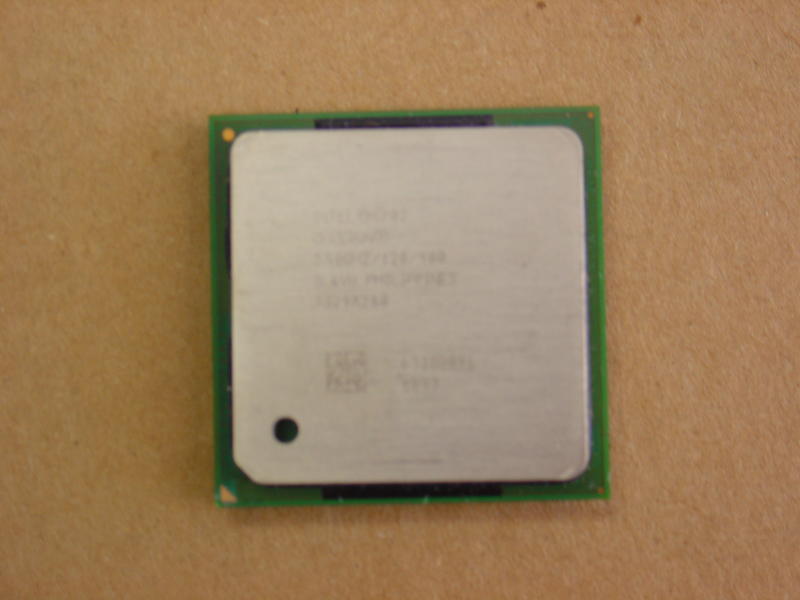 Intel Celeron 2.4GHz 400Mhz 128Kb Cache Soc. 478 Pin FC-PGA2