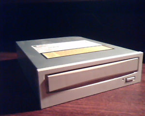Sony Apple CDU75S-25 /  678-0065 600i 4x SCSI 5.25-Inch Internal CD-Rom Drive