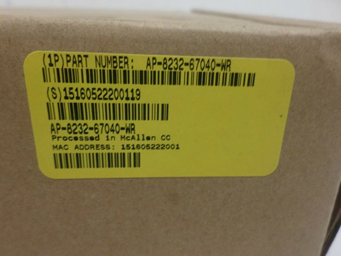 Extreme Networks AP-8232-67040-WR 1.3Gbps 802.11ac 3x3:3 Dual Radio Wireless Access Point