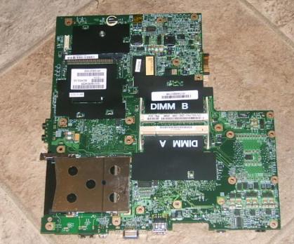 DELL 9U743 Inspiron 5100 Intel Motherboard