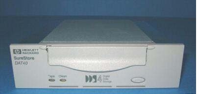 HP C5686 20/40GB DAT40I DDS-4 SCSI-2 Ultra Wide LVD/SE Tape Drive