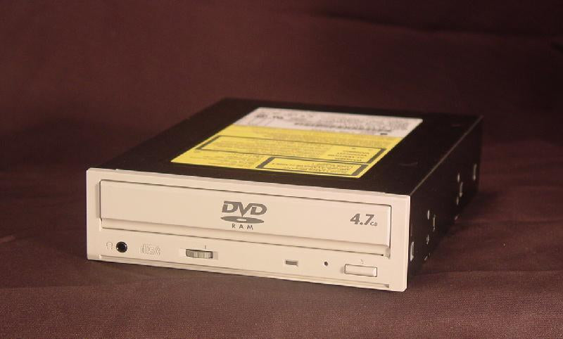 Apple / Panasonic LF-D211A / LFD211A 4.7GB DVD-RAM Drive