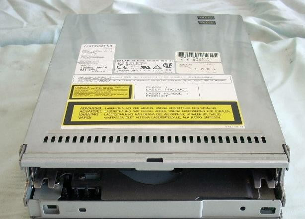Sony SMO-F541 2.6GB Internal SCSI 5.25" Megnato Optical Drive