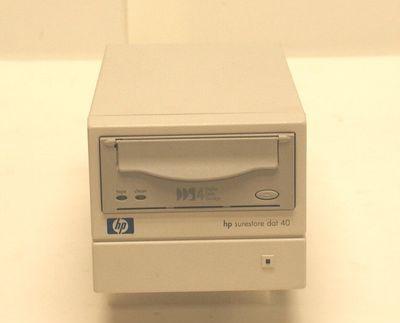 HP C5687A Superstore DAT40E 20GB/40GB External DDS-4 SCSI Tape Drive