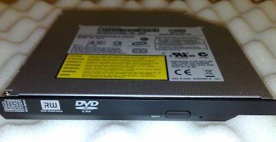 PBDS DS-8W1P 8 X IDE/ATAPI Internal 2MB Buffer Dual Layer DVD / CD REWRITABLE Combo Drive