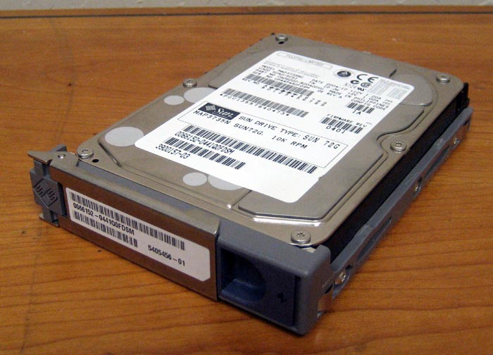 Sun X5264A 73.4GB 10KRPM Ultra-320 SCSI 80-PIN (SCA-2) 3.5" Hard Drive