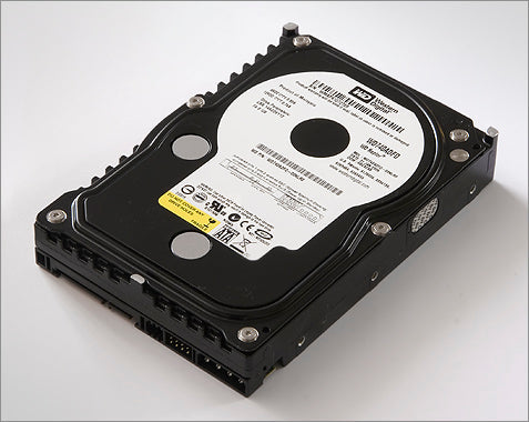 Western Digital WD740ADFD Raptor 74Gb 10000RPM Serial ATA-150 1.2Gbps 16Mb Cache 3.5-Inch Internal Hard Drive