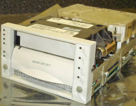HP 154871-003 / 146198-005 DLT-8000 40GB/80GB SCSI LVD Internal Tape Drive