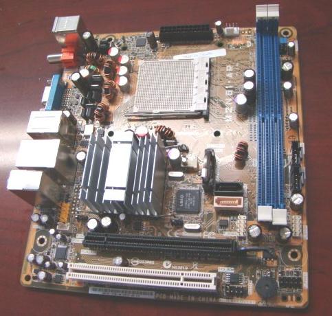 Asus M2N61-AR / Acacia-GL6E NVidia GeForce 6150SE Socket-AM2 Athlon 64 X2 Mini-ITX Motherboard
