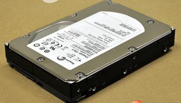 DELL/Seagate Cheetah 15K.5 TK237 146GB 15KRPM SAS (Serial Attached SCSI) 3.5" Hard Drive