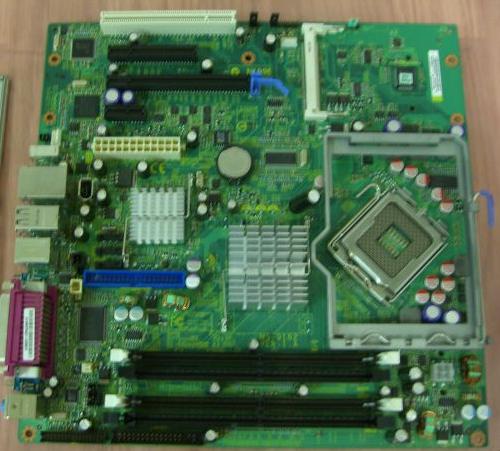 IBM 39Y9935 IntelliStation M Pro Socket-775 Pentium-4 Motherboard